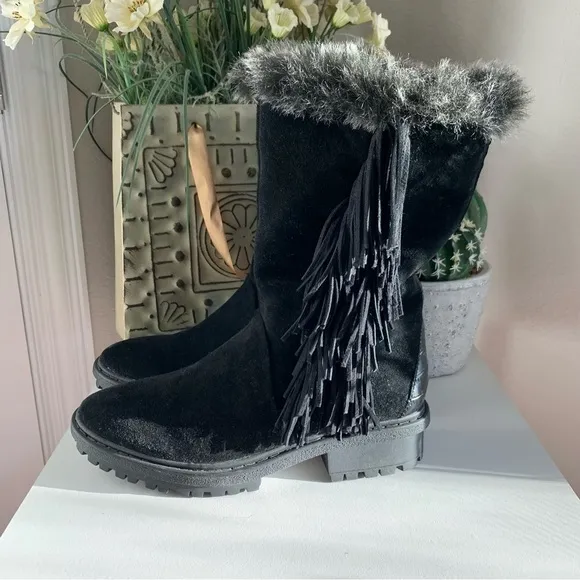 NWOT Sam Edelman Tilden Suede Fringe Boots in Black