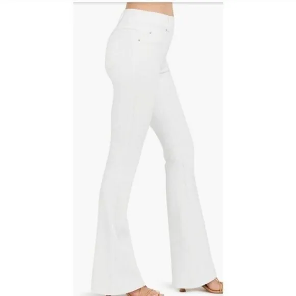 NWOT SPANX Flare White Jeans Reflect Your Style!  Size  Extra Large
