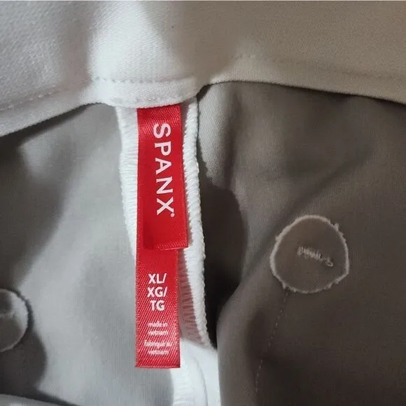 NWOT SPANX Flare White Jeans Reflect Your Style!  Size  Extra Large