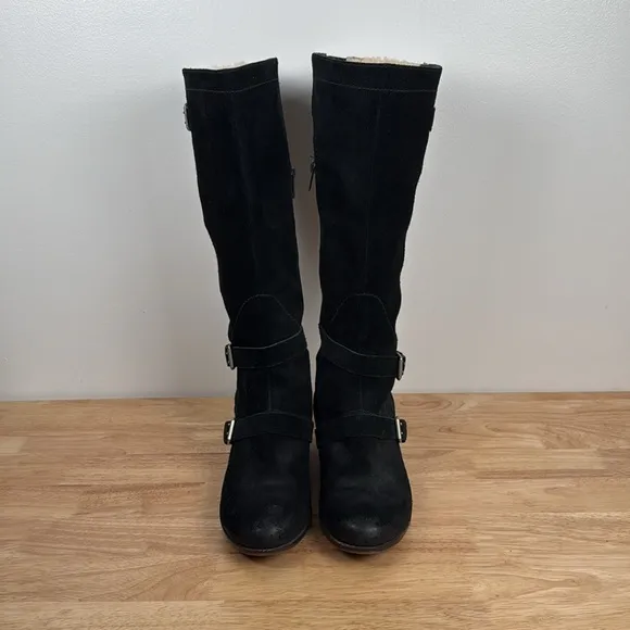 NWOT UGG black Suede Buckle Cydnee Riding Boots
