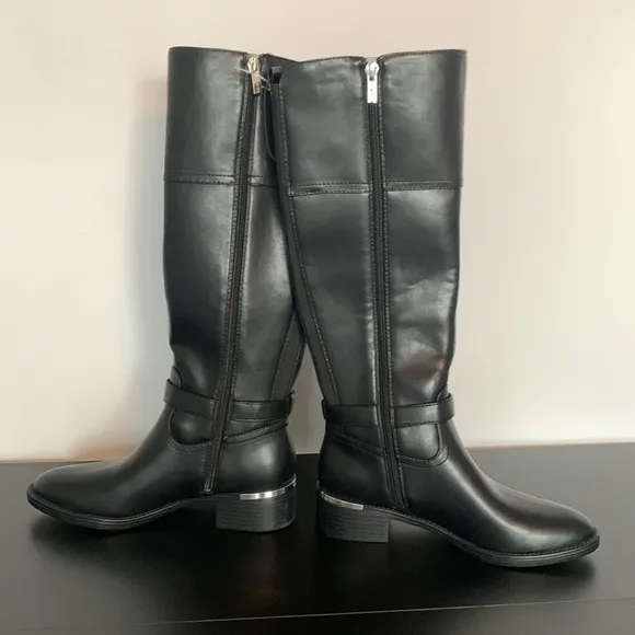 NWOT Women's Daphny Pointy Toe Block Heel Casual Regular Boots