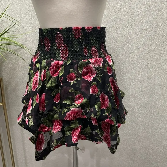 NWT ALICE   OLIVIAZarya Asymmetrical Smocked MiniSkirt Cheri Floral Sz 2 $395