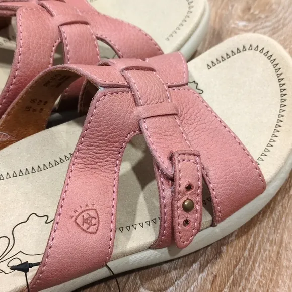 NWT Ariat Mesquite Women's Pink Deertan Sandals Size 9 B 👡