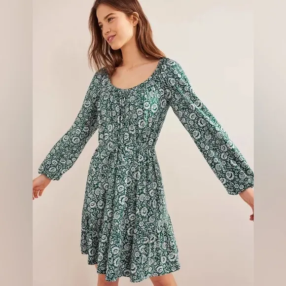 NWT Boden Scoop Tiered Jersey Mini Dress Bottle Green Bloom Cascade Size 2