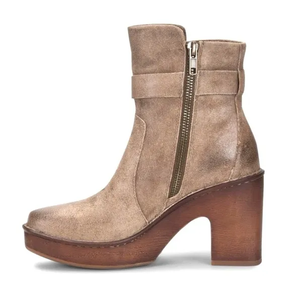 NWT Born Hailey Suede Boho Platform Clog Boots Taupe Tan Distressed Square Toe