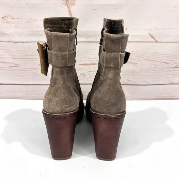 NWT Born Hailey Suede Boho Platform Clog Boots Taupe Tan Distressed Square Toe