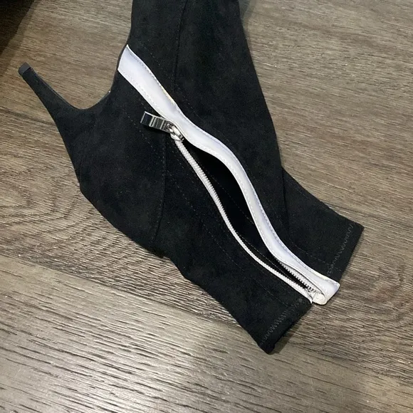 NWT BURJU Speechless Ankle Bootie Open Toe Stretch Ankle Boots | Black 15