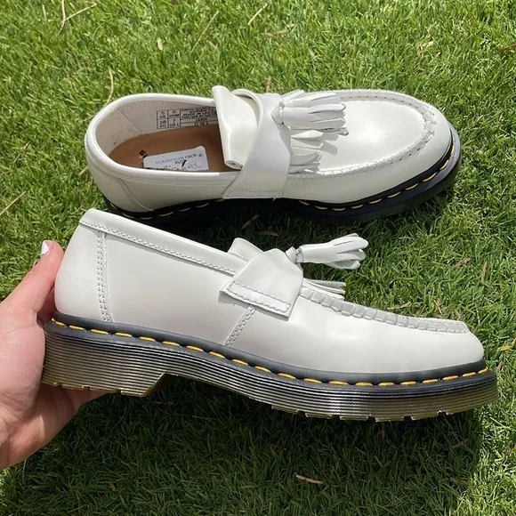 NWT DR MARTENS Adrian Loafers!