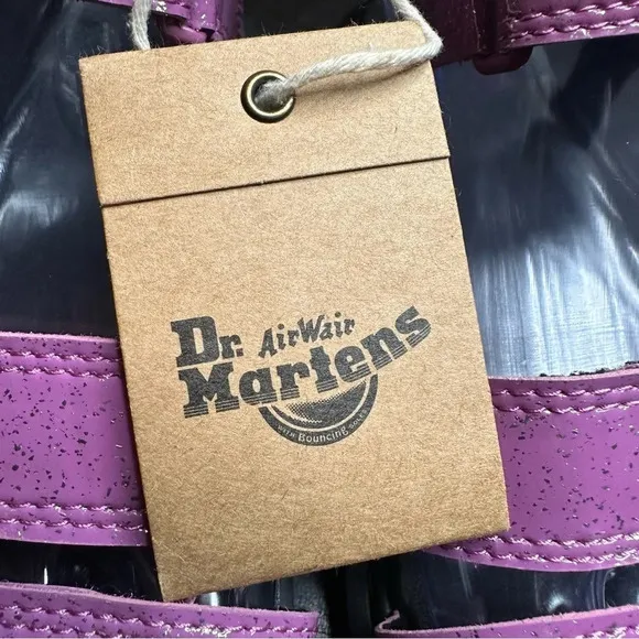 NWT Dr. Martens Junior Klaire Pink Glitter Sandals. Sz: 6
