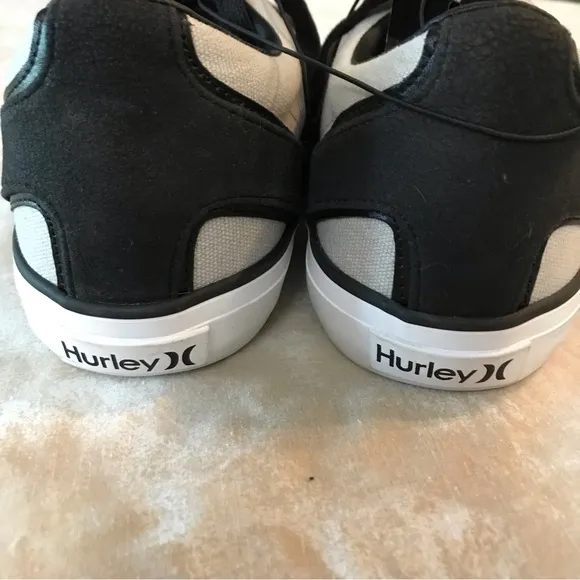 NWT HURLEY Mens Sneakers. Kayolace Black and Gray Canvas. Sz 11. No box!
