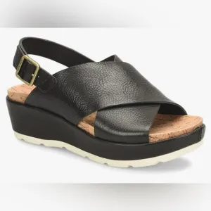 NWT Kirk ease Black Leather Women's Sandals size 8