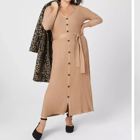 NWT Lane Bryant 3/4Sleeve Tan VNeck Button-Front Belted Sweater Dress Size 14/16