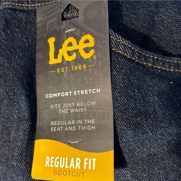 NWT LEE Legendary Denim Regular Bootcut Comfort Stretch Jeans 38 x 32 Dark Wash