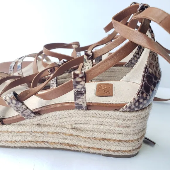 NWT Louise et Cie Renz espadrille wedge strappy lace up sandals
