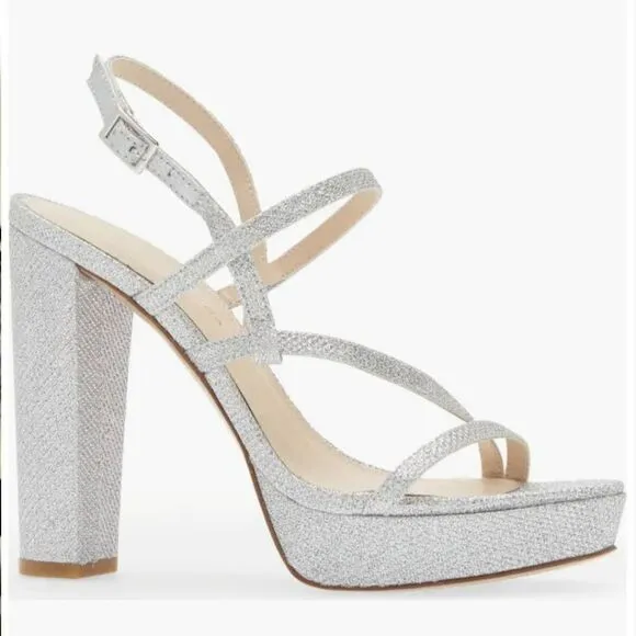 NWT Pelle Moda Women's 10M Patsi Silver Platform Sandals
