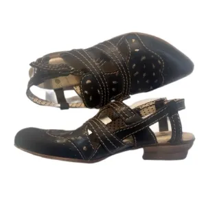 NWT Rovers Crust Costa Plate cutout black Leather Trendy strappy sandals 36
