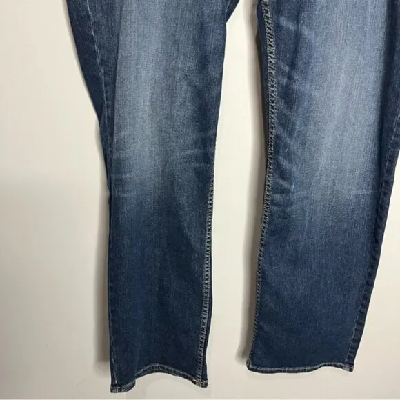 NWT Silver Jeans The Relaxed Fit Indigo Blue Jeans, size 46x32