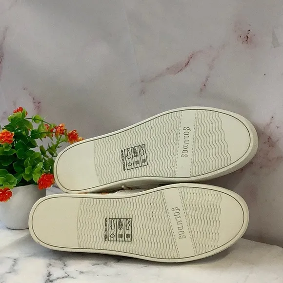 NWT Soludos Embroidered Ivory Sneakers Size 6.5