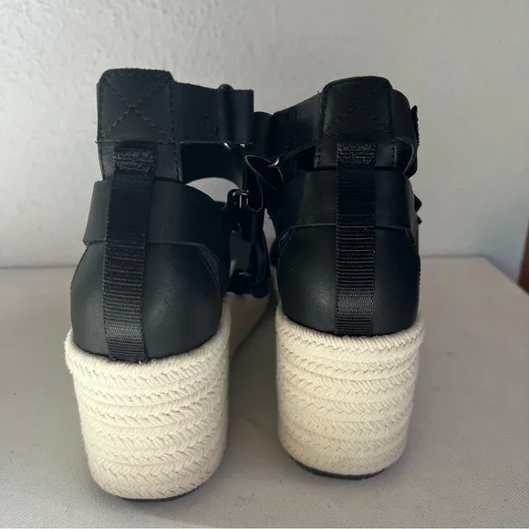 NWT Sorel Cameron black leather strappy wedge sandals