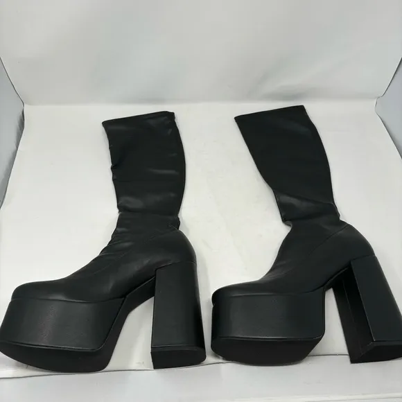 NWT Steve Madden Cray Black Leather Platform Heel Boots Size 9.5