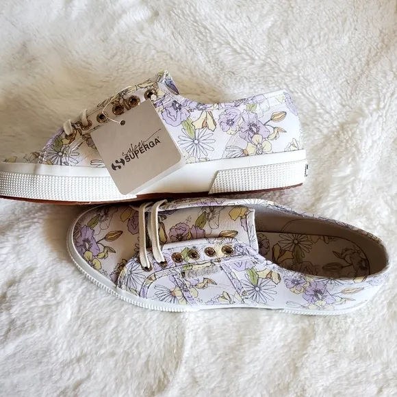 NWT Superga Floral Print Lilla Size 10