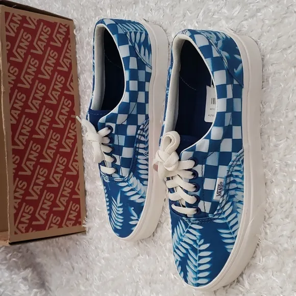 NWT Vans Tropical print Sneakers