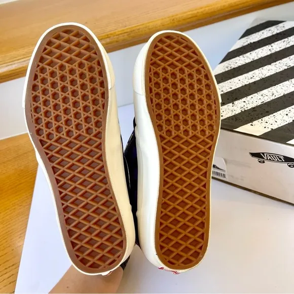 NWT Vans Vault Chukka LX Mid Rise in Checkerboard Canvas purple midrise sneakers