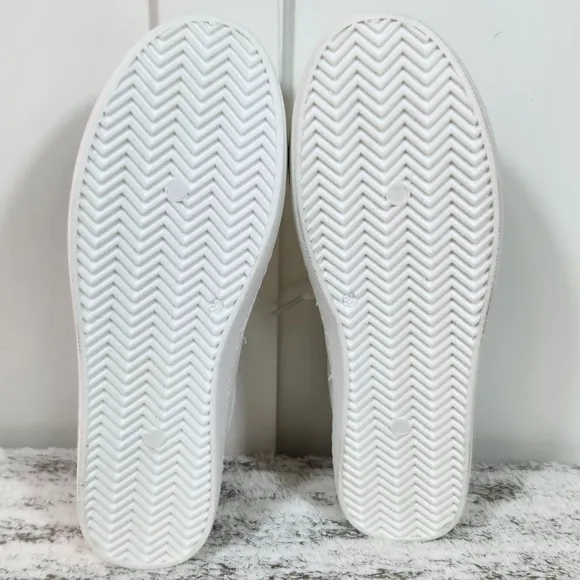 NWT Vintage Havana &quot;Carla&quot; White Cheetah Fur Low Top Sneakers Women's Size 8.5