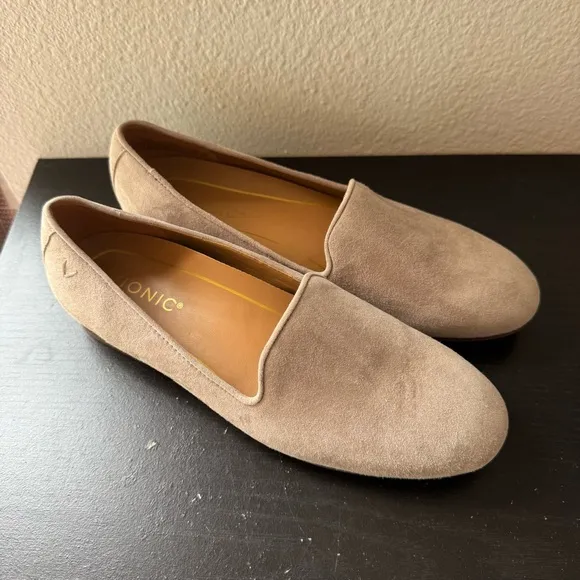 NWT Vionic Willa Suede Slip-On Loafers Sz 6,5