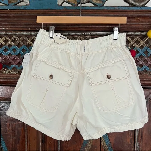 NWT We The Free Effie Denim Pocket Shorts Size Small
