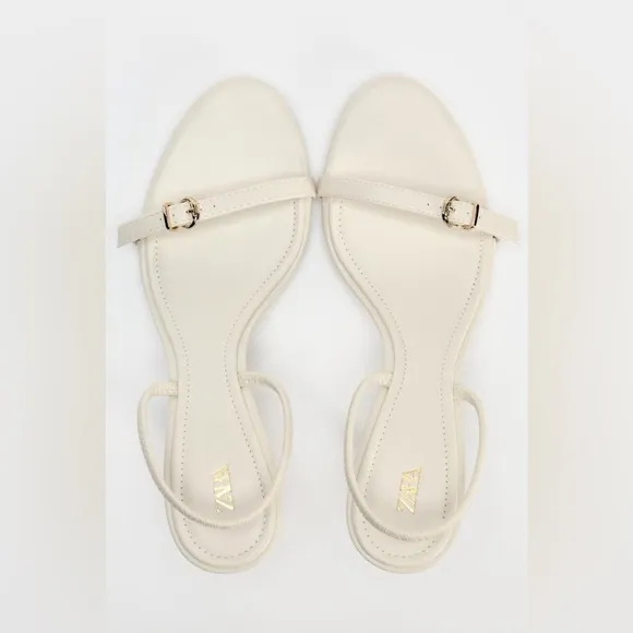 NWT. Zara Cream Heeled Sandals with Buckles. Size 8.