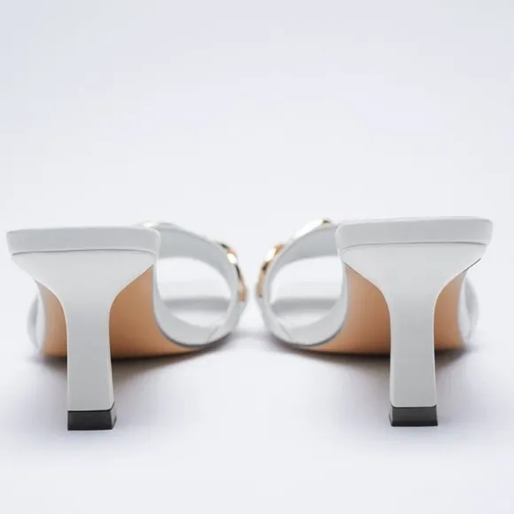 NWT. Zara Ecru Heeled Sandals with Chain. Size 9.