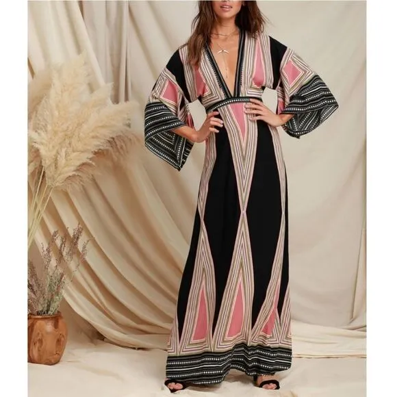 NWT LULUS Montecito Black Print Maxi Dress S
