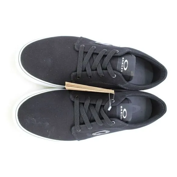 Oakley Canvas Spirit Sneakers Men 9.5 black Lace Up Casual Walking Athletic