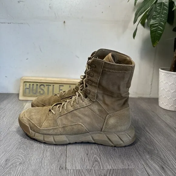 Oakley US Standard Issue Desert Assault Boots Men Size 9 Reg