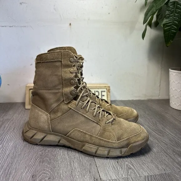 Oakley US Standard Issue Desert Assault Boots Men Size 9 Reg