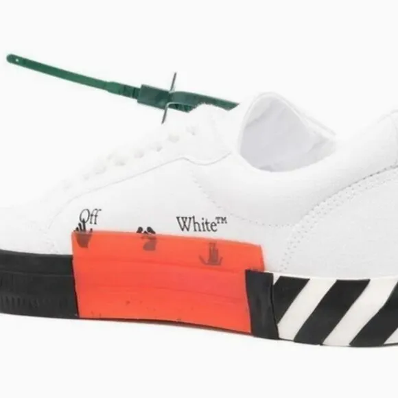 Off-White Low Vulcanized Canvas Sneaker Men