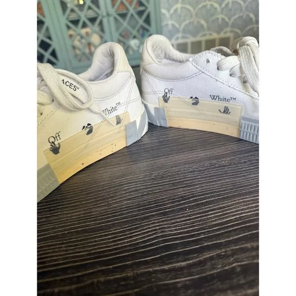 OFF-WHITE Vulcanized White &amp; Gray Canvas Low Top Sneakers Sz. 37
