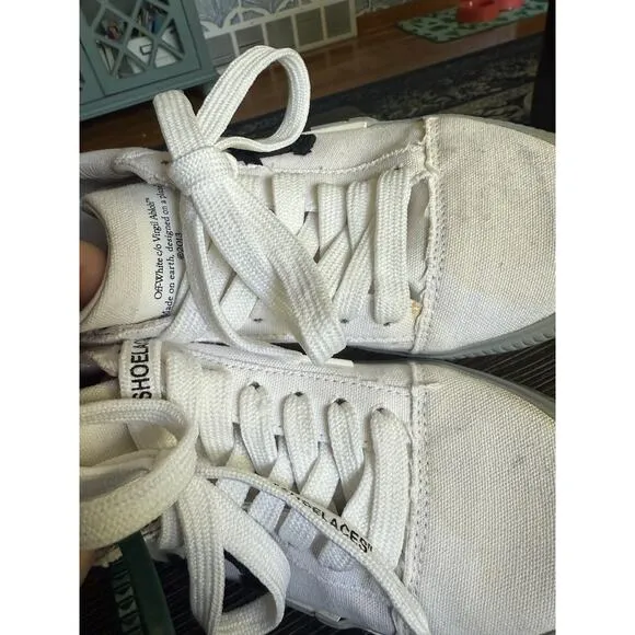 OFF-WHITE Vulcanized White &amp; Gray Canvas Low Top Sneakers Sz. 37