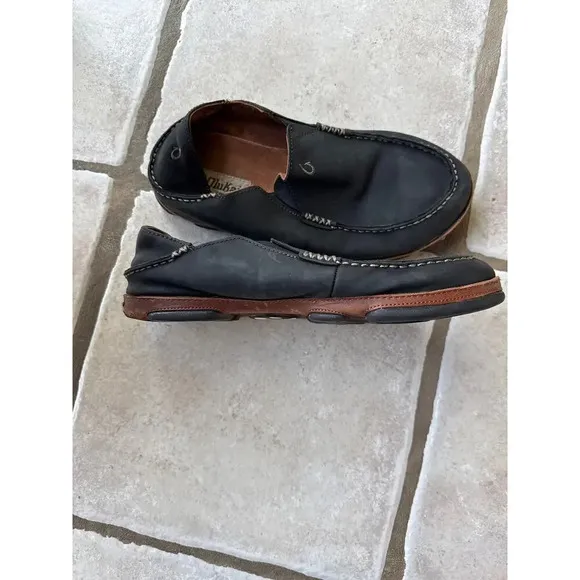 OLUKAI leather loafers size 9.5 black