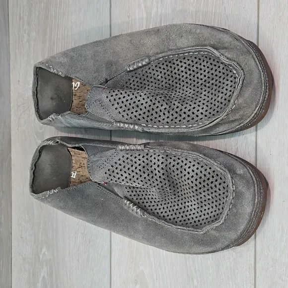 Olukai Men's Moloa Kohana Leather Gray Loafers Slip On Shoes Sz 11.5