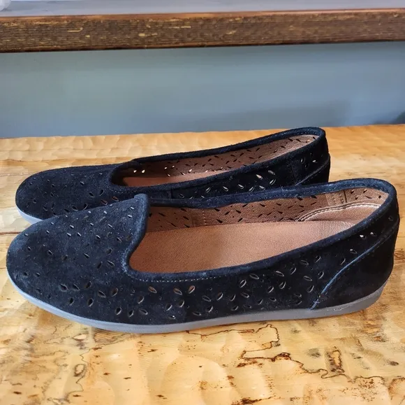 OluKai Momi Perforated Black Suede Slip-on Loafers Women's Size 8.5
