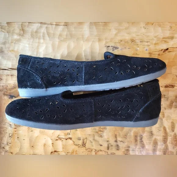 OluKai Momi Perforated Black Suede Slip-on Loafers Women's Size 8.5