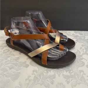 Olukai  Size 10 Upena Beach Sandals Flats Comfort Brown Gold Leather Buckle