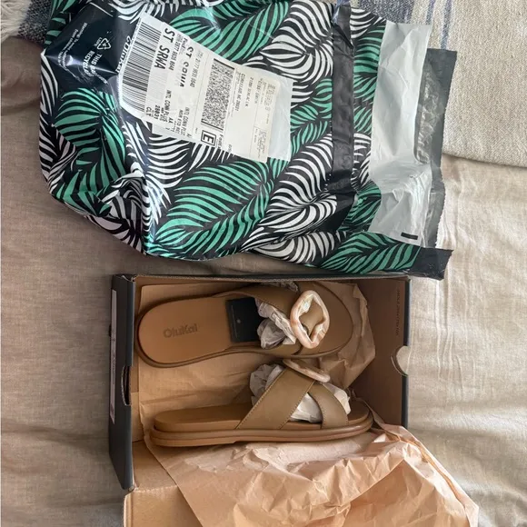OluKai Tan Sandals Minimalist Design Casual Comfort