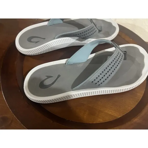 Olukai Ulele Sandals Flip Flops Comfort Thong Beach Mens 11 M Vacation Resort