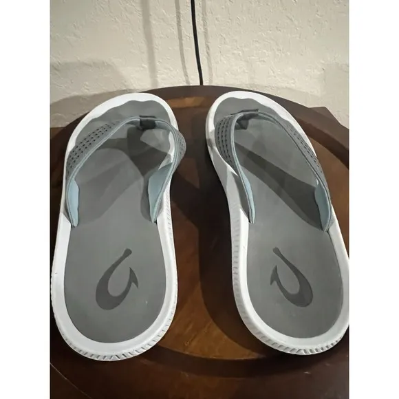 Olukai Ulele Sandals Flip Flops Comfort Thong Beach Mens 11 M Vacation Resort