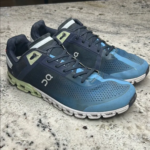 On Running Cloudflow Sneakers Men's Size 10.5 Ink/Meadow