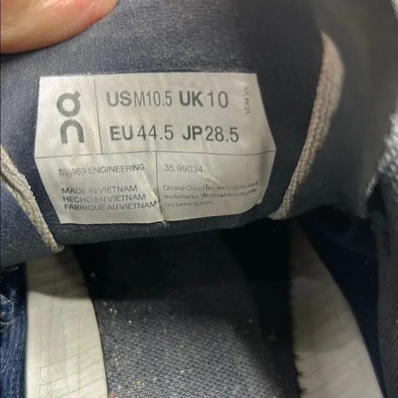 On Running Cloudflow Sneakers Men's Size 10.5 Ink/Meadow