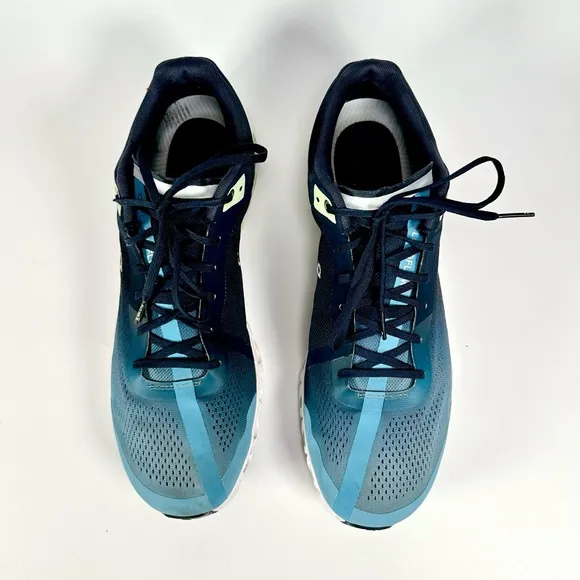 On Running Men’s Cloudflow Sneakers in Ink/Meadow Size US 13